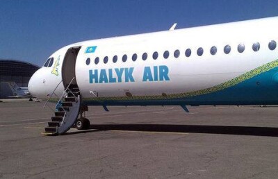 Авиакомпания Bek Air начала процедуру ребрендинга и сменила название