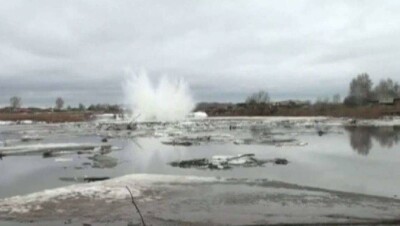 В ВКО во избежание новых потопов взрывают реки