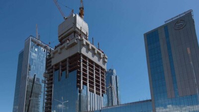 Комиссия признала "плановую оптимизацию" причиной увольнений на "Абу-Даби Плаза"