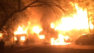 Во время пожара в кафе Алматы пострадали станция для зарядки Tesla и Almaty Bike