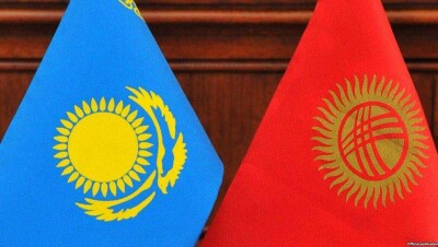 Назарбаев и Жээнбеков договорились о разрешении ситуации на границе