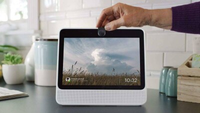 Facebook выпустил свой первый гаджет