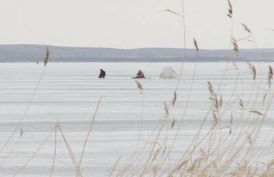 На место предполагаемой гибели карагандинского рыбака указали найденные сапоги