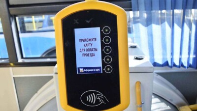 Кондуктор, набросившийся на пассажира в Алматы, отстранён от работы