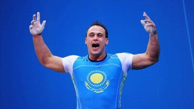 Илья Ильин поблагодарил Назарбаева за поддержку и рассказал о тренировках