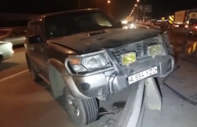 Джип насмерть сбил пешехода в Алматы