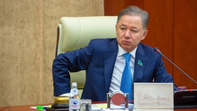 Нигматулин назвал чиновников Минфина "хорошими футболистами"