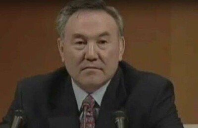 Назарбаев рассказал, кого в 90-е возил в США под видом магнатов
