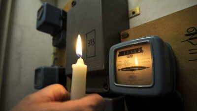 Левобережье Атырау осталось без света из-за аварии на высоковольтной линии