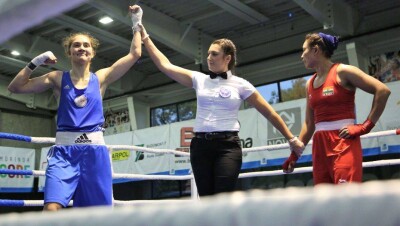 Карина Ибрагимова выиграла бронзовую медаль на чемпионате мира по боксу