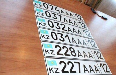 Полицейские из спецЦОНа в Актау продавали красивые номера в обход кассы