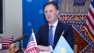 Натан Сэйлс, представитель Госдепа США: Весь мир должен обращать внимание на то, что происходит в Казахстане