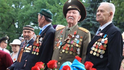 Из стран ЦА самые крупные суммы ветеранам выплатил Казахстан