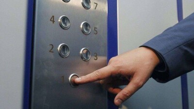 Подозреваемого в хищении денег на лифты Актобе экстрадировали из Украины