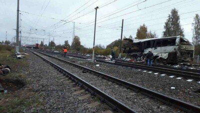 Водителя автобуса, столкнувшегося с поездом под Владимиром, арестовали на два месяца