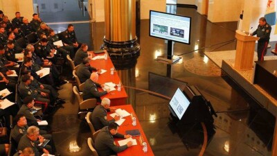 Министр обороны РК провел лекцию в Национальном университете обороны 