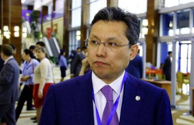 Министр финансов Султанов сравнил экономику Казахстана с торговой лавкой