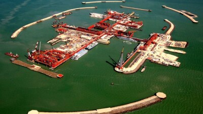 На Кашагане началась коммерческая добыча нефти