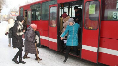 Аким Семея не разрешил перевозчикам пассажиров повысить тариф