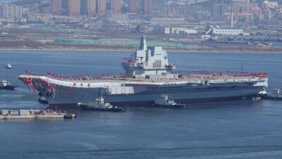 Китай начал испытания первого авианосца собственного производства