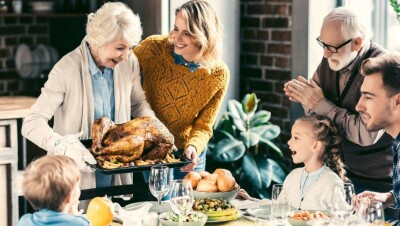 В США традиционный обед ко Дню благодарения за год подорожал лишь на один цент