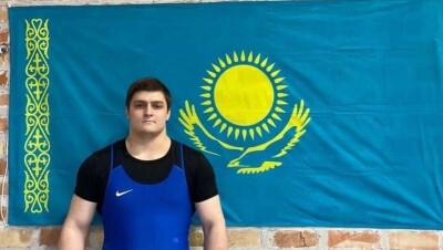20-летний тяжелоатлет из Караганды побил рекорд Ильи Ильина