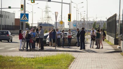 Столичные дольщики повздорили между собой у здания прокуратуры Астаны