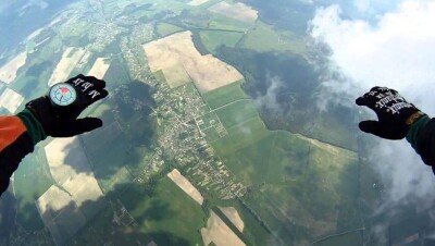 Ефрейтор погиб из-за нераскрывшегося парашюта в Казахстане