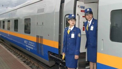 Дополнительные поезда запустят в Казахстане на мартовские праздники