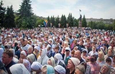 Тысячи горожан прошли крёстным ходом по Петропавловску