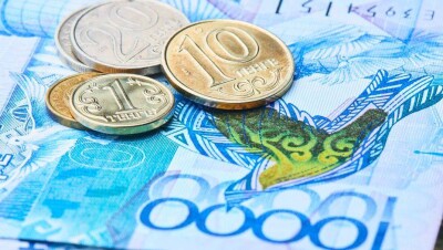 Повышенные пенсии и пособия казахстанцы получат уже в мае