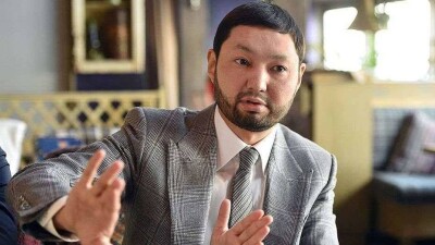 Кенес Ракишев по собственному желанию покинул пост председателя правления Fincraft Group