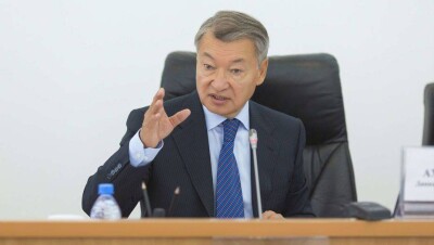 Ахметов поручил открыть в частном пансионате Семея центр для пострадавших от полигона