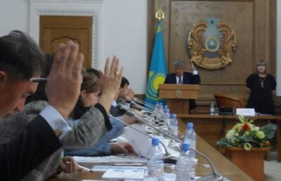 Аружан Саин, Айдос Сарым и Бакберген Амрекулов вошли в общественный совет Алматы