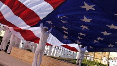 Командующего Пятым флотом ВМС США нашли мёртвым в Бахрейне