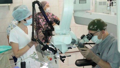 Хирург из Италии удалил казахстанской девочке огромную опухоль гортани