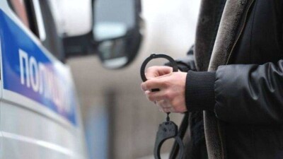 В МПС Шымкента изучают видео избиения девушки полицейским