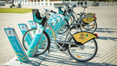 На территории ЭКСПО в Астане открыли 11 новых велостанций 