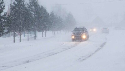 52 участка трасс республиканского значения закрыли из-за метели и гололёда
