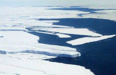 Таяние крупнейшего ледника в мире признали необратимым