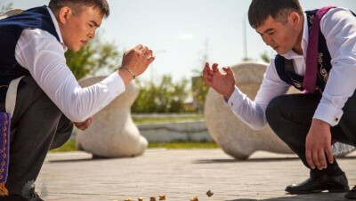 Игра в асыки может войти в список культурного наследия ЮНЕСКО