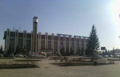 В Кокшетау убрали новогоднюю ель