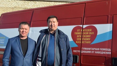 Российские казахи собрали продукты для пострадавшего от паводка Петропавловска