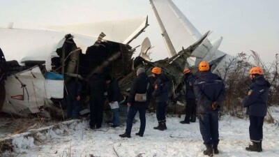 МВД РК: Выжившего пилота самолёта Bek Air не заключали под стражу. Он находится в больнице