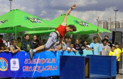 В Астане прошло шоу любителей экстрима 