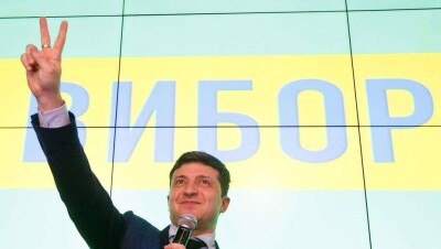 В Украине суд отклонил иск о снятии Зеленского с президентских выборов