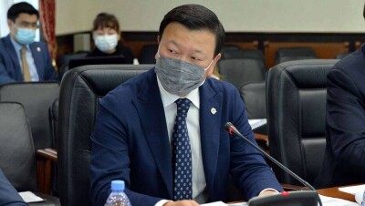 Алексей Цой не испытывал на себе казахстанскую вакцину от коронавируса