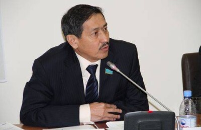 Абай Тасбулатов избран вице-спикером Мажилиса Парламента