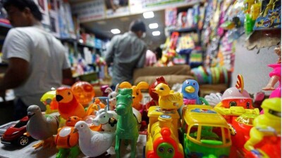 В ВКО завезли детские игрушки из Китая с высоким содержанием опасных веществ