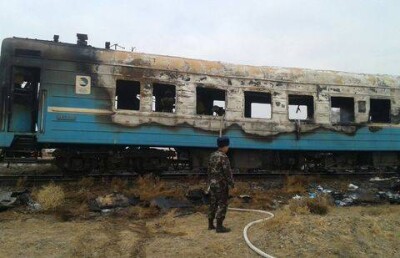 Вагон поезда "Атырау-Алматы" сгорел практически полностью